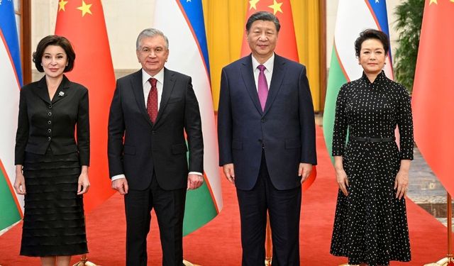Çin Cumhurbaşkanı Xi, Özbek mevkidaşı ile görüştü