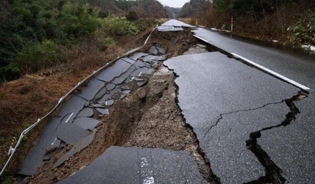 Çin, Japonya'daki depremlerde hayatını kaybedenler için taziyelerini iletti