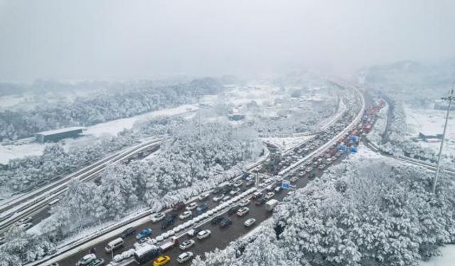 Çin'de soğuk hava dalgasına karşı turuncu alarm yayımlandı