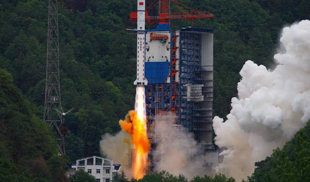 Çin uzaya yeni bir uzaktan algılama uydusu fırlattı
