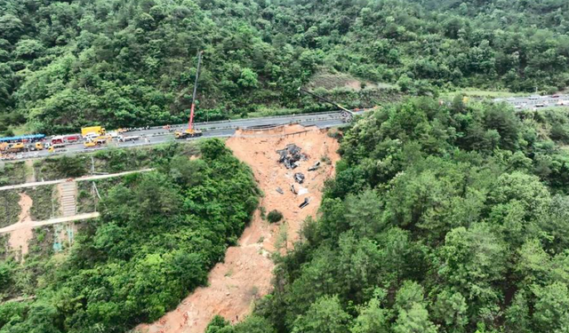 Çin'in Guangdong eyaletinde çöken otoyolda hayatını kaybedenlerin sayısı 36'ya yükseldi