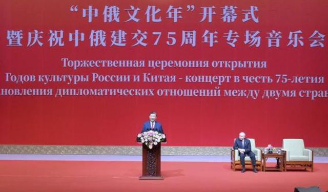 Xi ve Putin, Çin-Rusya Kültür Yılları açılış törenine katıldı