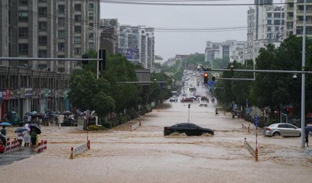 Çin'in Anhui eyaleti sağanak yağışların etkisi altına girdi