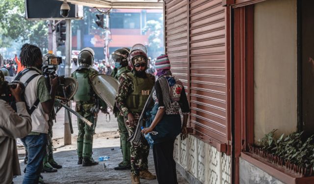 Kenya'da halk, vergi zamlarını protesto etmek için sokaklara döküldü