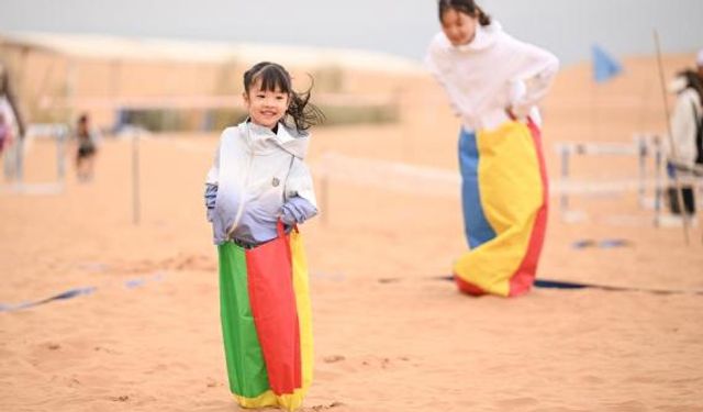 Çin'in kuzeybatısındaki Ningxia'da çöl eğlenceleri düzenlendi