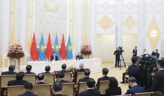 Xi: Çin ve Kazakistan modernleşme yolunda birbirlerine yoldaşlık ediyor