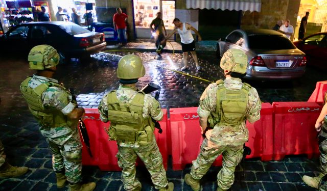 İsrail, Lübnan'a hava saldırısı düzenledi: 2 ölü, 4 yaralı