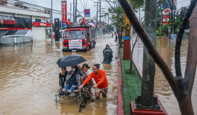 Filipinler'i etkisi altına alan Yagi Tropikal Fırtınası hayatı felç etti