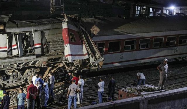 Mısır'da tren kazası: 3 ölü, 49 yaralı