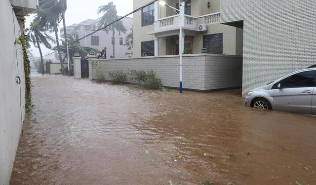 Yagi Tayfunu, Çin'in Hainan eyaletinde yaşamı olumsuz etkiledi