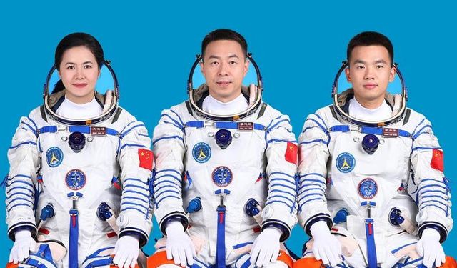 Çin'in Shenzhou-19 uzay görevini yürütecek astronotlar açıklandı