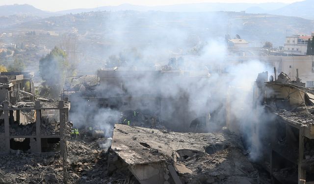 İsrail Lübnan'ın Kana kasabasına saldırdı: En az 10 ölü, 15 yaralı