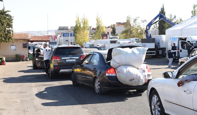 İsrail saldırıları nedeniyle 52.000'i aşkın Lübnan vatandaşı Suriye'ye sığındı