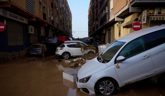 İspanya'da sel felaketi: 95 ölü