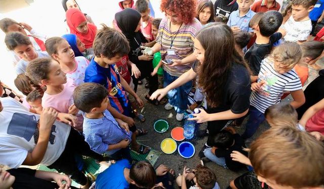 Lübnan'da 1,2 milyon kişi İsrail hava saldırıları nedeniyle yerinden oldu