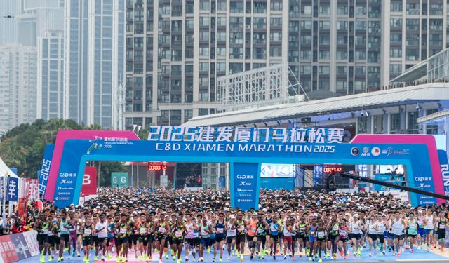 Çin'de düzenlenen 2025 Xiamen Maratonu yoğun katılımla başladı