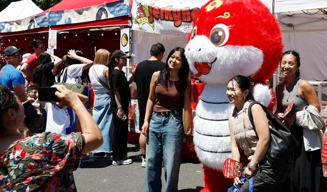 Avustralya'da Çin Yeni Yılı kutlamaları yoğun ilgiyle karşılandı