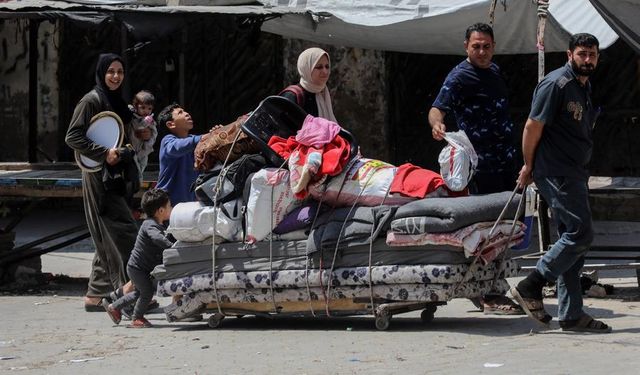 İsrail'in zorunlu tahliye uyarısı sonrası Filistinlilerin göçü sürüyor