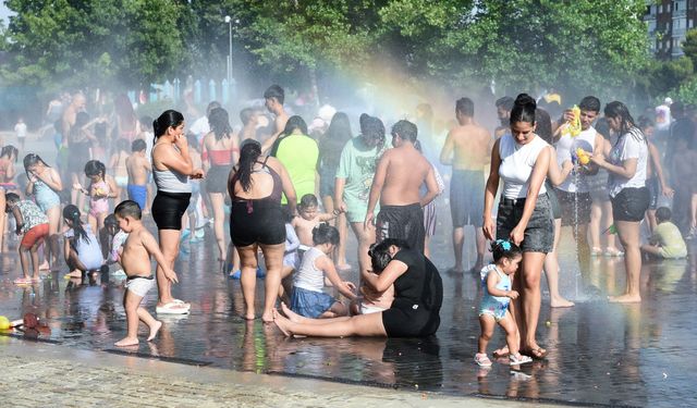 Sıcak hava dalgasının etkisi altındaki İspanya'da termometreler 40 dereceyi aşacak