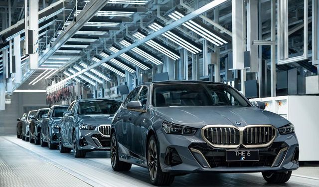 BMW, Çinli Momenta şirketiyle yapay zeka destekli sürüş yardım sistemi geliştirecek