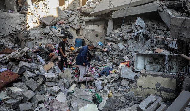 İsrail, Gazze'deki El Şati Mülteci Kampı'na hava saldırısı düzenledi: En az 33 ölü