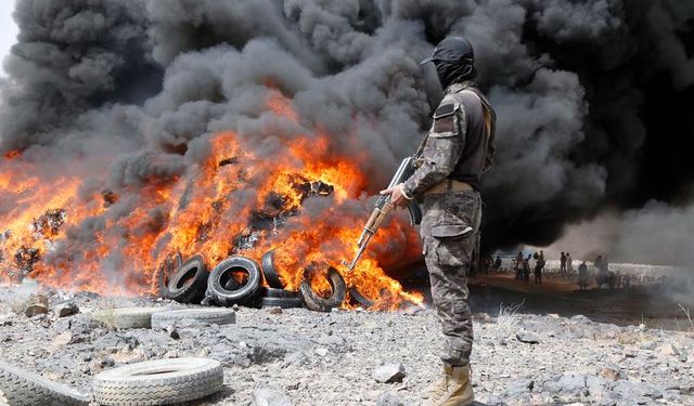 Yemen'de Husi grubuna bağlı güvenlik güçleri 19 ton yasadışı uyuşturucuyu imha etti