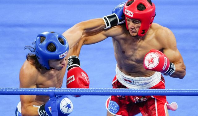 2025 Dünya Oyunları'nda kick boks erkekler yarı final müsabakası kıyasıya mücadeleye sahne oldu