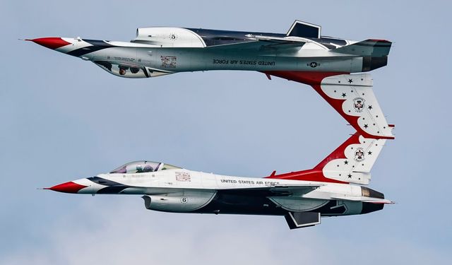 ABD'nin akrobasi takımı Chicago'da gösteri yaptı