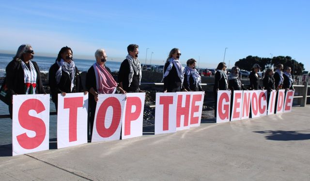 Güney Afrika'da kadın aktivistler Gazze için sessiz protesto düzenledi