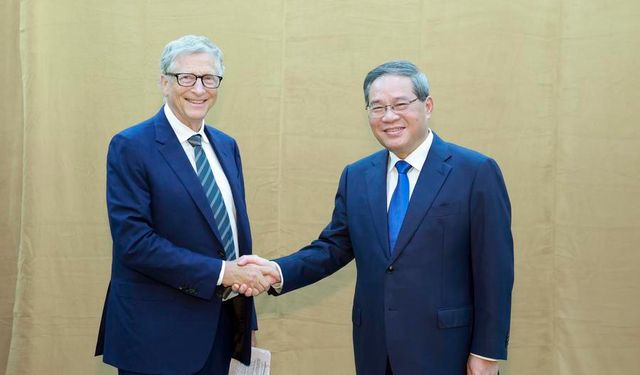 Çin Başbakanı Li, Gates Vakfı Başkanı Bill Gates ile görüştü