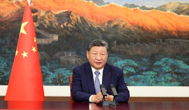 Çin Cumhurbaşkanı Xi, sel felaketi nedeniyle Tayland Kralı'na taziyelerini iletti