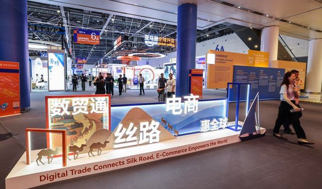 Çin'de düzenlenen 4. Küresel Dijital Ticaret Fuarı'nda yaklaşık 23 milyar dolarlık anlaşma imzalandı