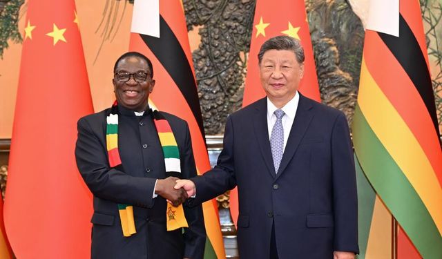 Çin Cumhurbaşkanı Xi, Zimbabveli mevkidaşı Mnangagwa ile görüştü