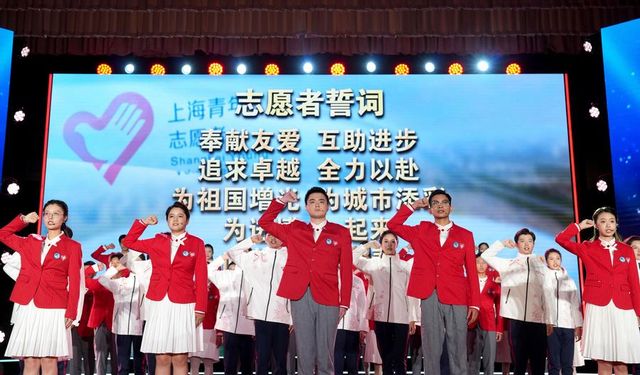 Albüm: 8. Çin Uluslararası İthalat Fuarı gönüllüleri törenle göreve başladı