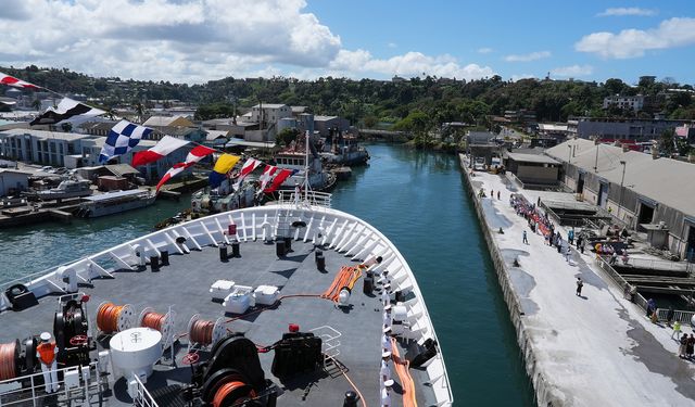Çin donanmasına ait İpek Yolu Gemisi, Fiji'de 1.241 tıbbi muayene ve 187 ameliyat gerçekleştirdi