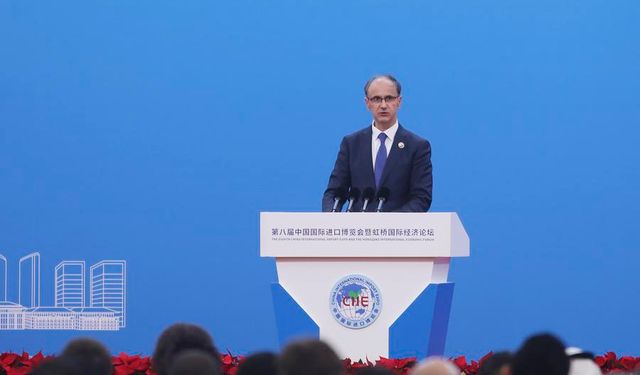 8. Çin Uluslararası İthalat Fuarı ve Hongqiao Uluslararası Ekonomi Forumu yabancı liderlerin konuşmalarıyla başladı