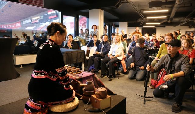 Çin'de demiryolu seyahatleri ocak-ekim döneminde 3,95 milyara ulaşarak rekor kırdı