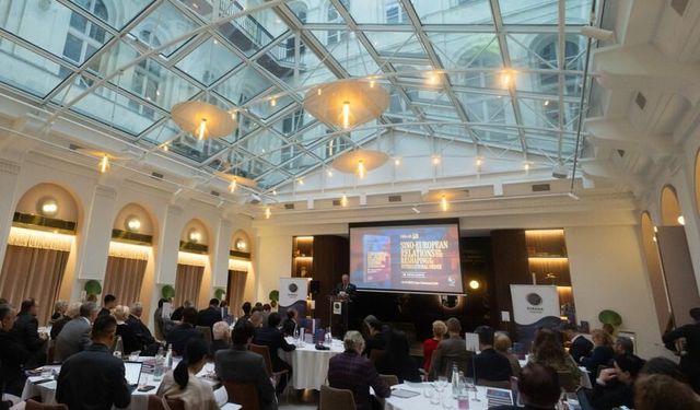 Çin-AB diplomatik ilişkilerinin 50. yıldönümünde Macaristan'da sempozyum düzenlendi