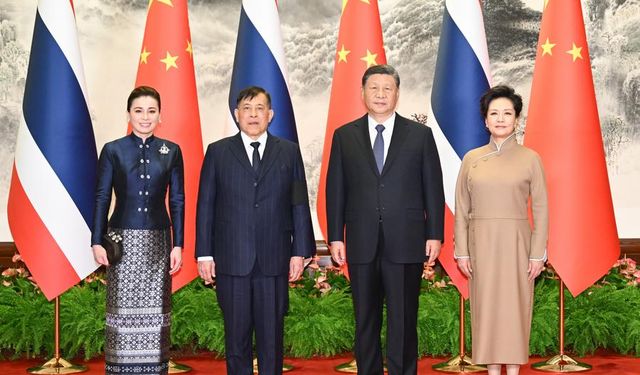 Çin Cumhurbaşkanı Xi, Tayland Kralı ile görüştü