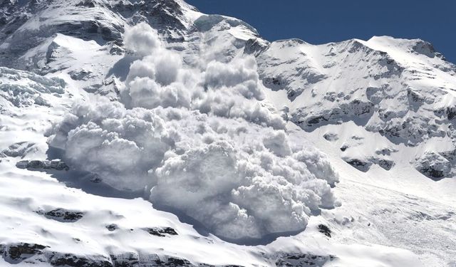 Rusya'nın Buryat Cumhuriyeti'nde maden sahasında çığ düştü: 6 ölü
