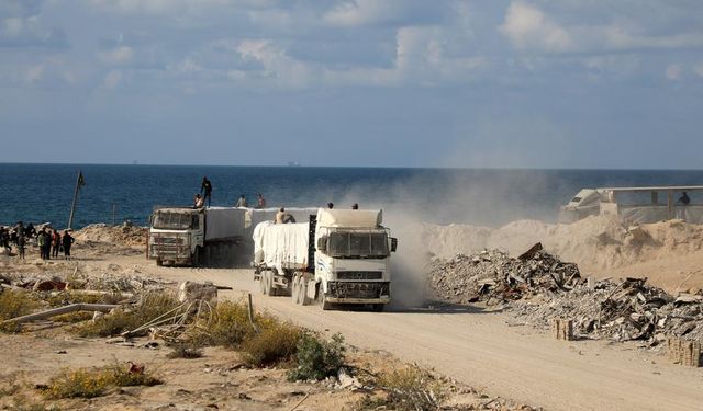 İsrail, Gazze'deki Zikim Sınır Kapısı'nı insani yardım girişine yeniden açtı