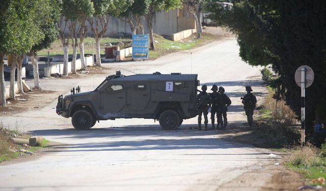 İsrail ordusu, Batı Şeria'nın Tubas kentine geniş çaplı baskın düzenledi
