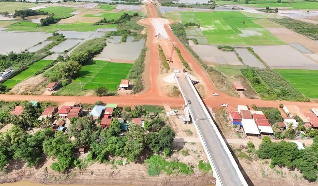 Kamboçya-Çin Mekong Kratie Dostluk Köprüsü'nün inşasında sona gelindi