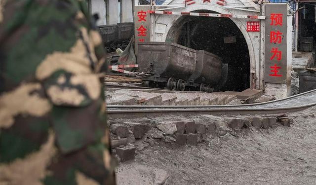 Çin'de kömür madenini su basması sonucu mahsur kalan 5 işçi hayatını kaybetti