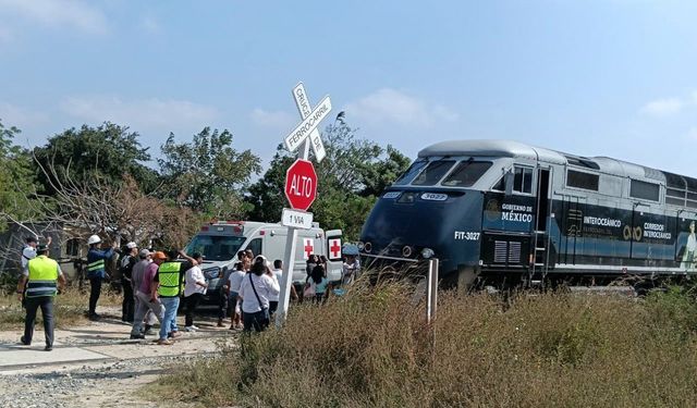 Meksika'nın güneyinde yolcu treni raydan çıktı: En az 13 ölü, 98 yaralı