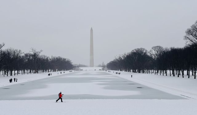 ABD'de yoğun kar yağışı günlük yaşamı olumsuz etkiledi