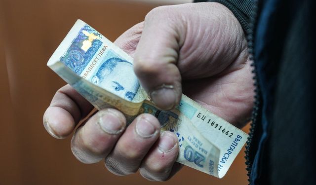 Bulgaristan'ın resmi para birimi euro oldu