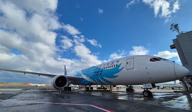 Çinli turistlere uygulanan vize muafiyetinin ardından ilk turist kafilesi İstanbul'da