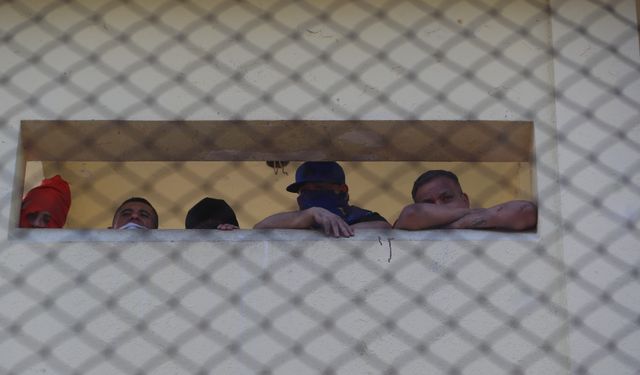 Guatemala hapishanelerinde isyan: En az 7 polis memuru hayatını kaybetti