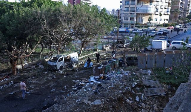 İsrail, Lübnan'ın başkenti Beyrut'ta araç konvoyuna saldırdı